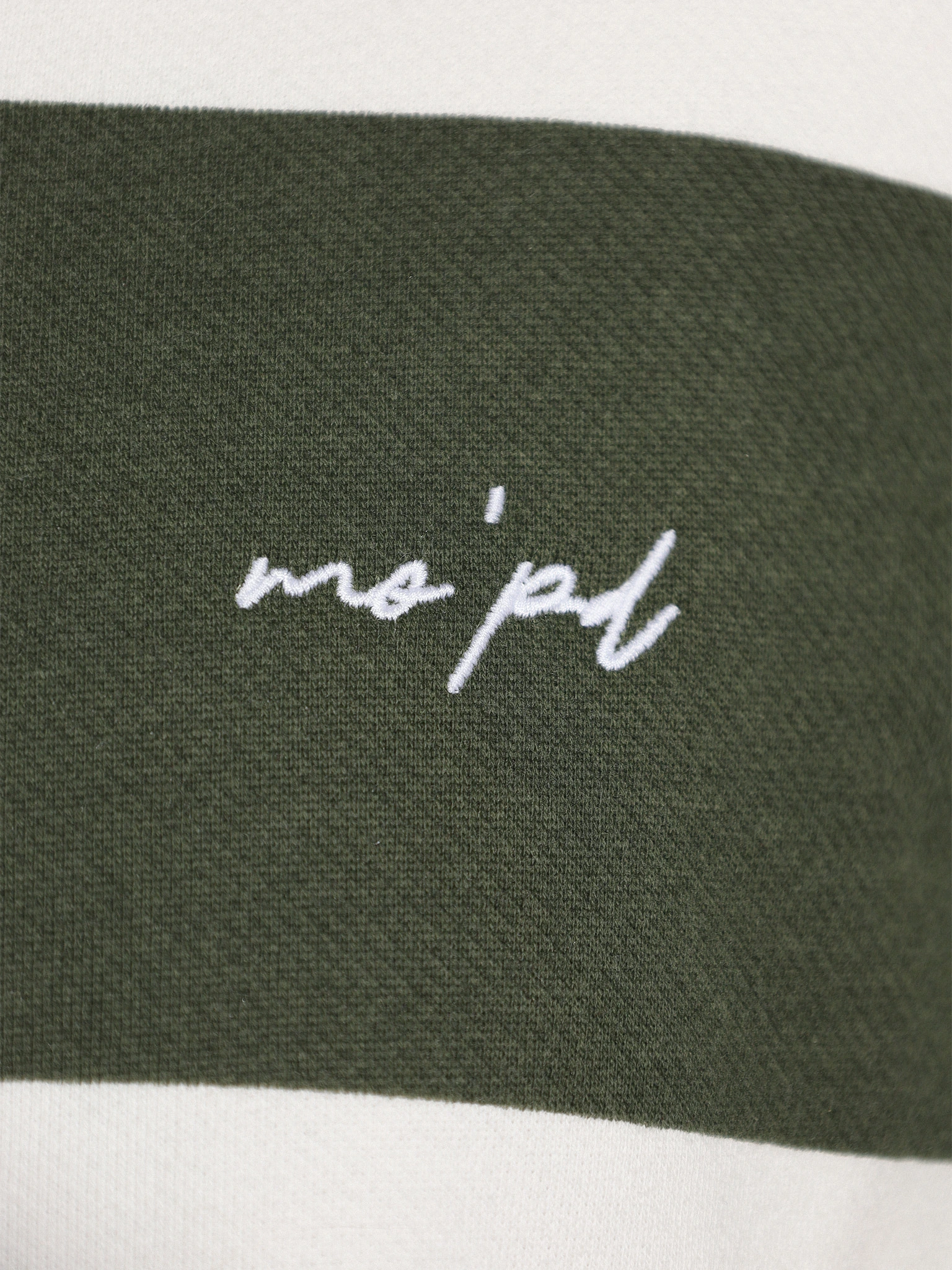 Толстовка в полоску зеленого цвета из хлопка